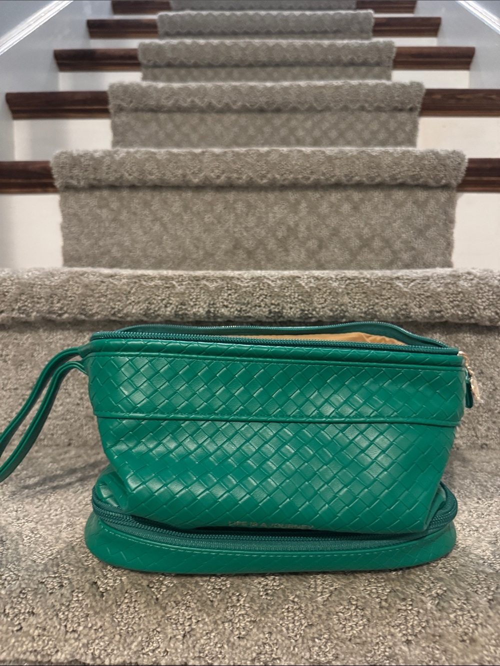 Woven-Texture Cosmetic Wristlet Bag in Teal